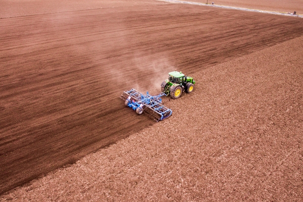 Tractor-farm